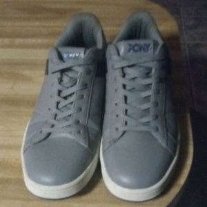 Pony tennis shoes